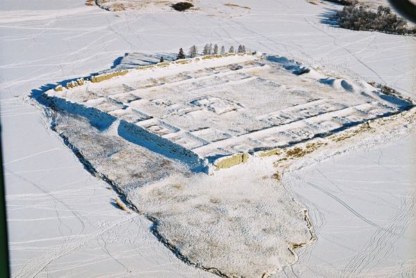Крепость Пор-Бажын (35 фото)