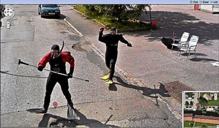  Топ 10 самых крутых фотобомб на Google Street View (10 фото)