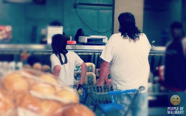 Интересные люди в супермаркетах. Часть 12. (55 фото)