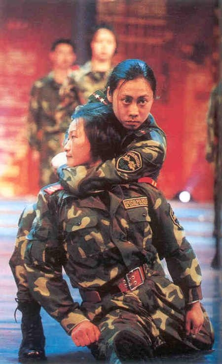 Китайские военные девочки (20 фото)