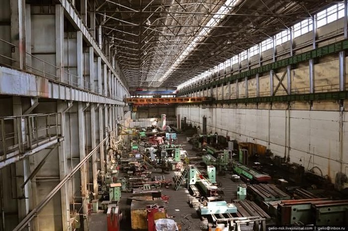 Заводы Новосибирска (12 фото)