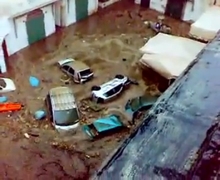 Адское наводнение в Италии (видео)