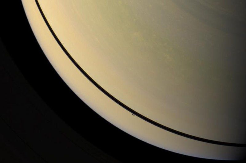 Сатурн (18 фото)