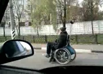 Инвалидное кресло с мотором