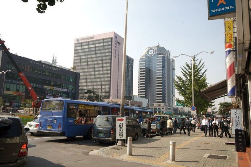 Современный Сеул и Сеул после корейской войны (26 фото)
