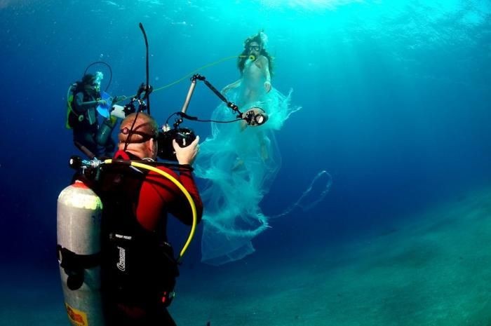 Как делается подводная съемка (14 фото)