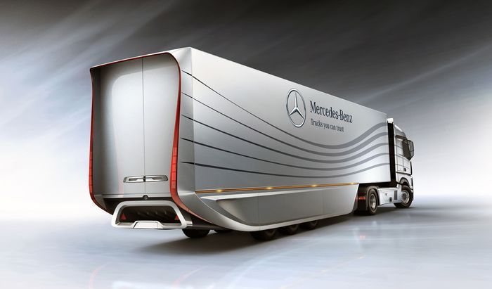 Новейшая разработка от Mercedes-Benz - фура, экономящая топливо (4 фото)
