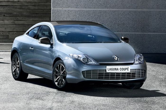 Компания Renault показала обновленную Laguna (19 фото)