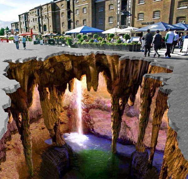 Загадочная пещера - лучшая 3D-иллюзия на асфальте (6 фото)