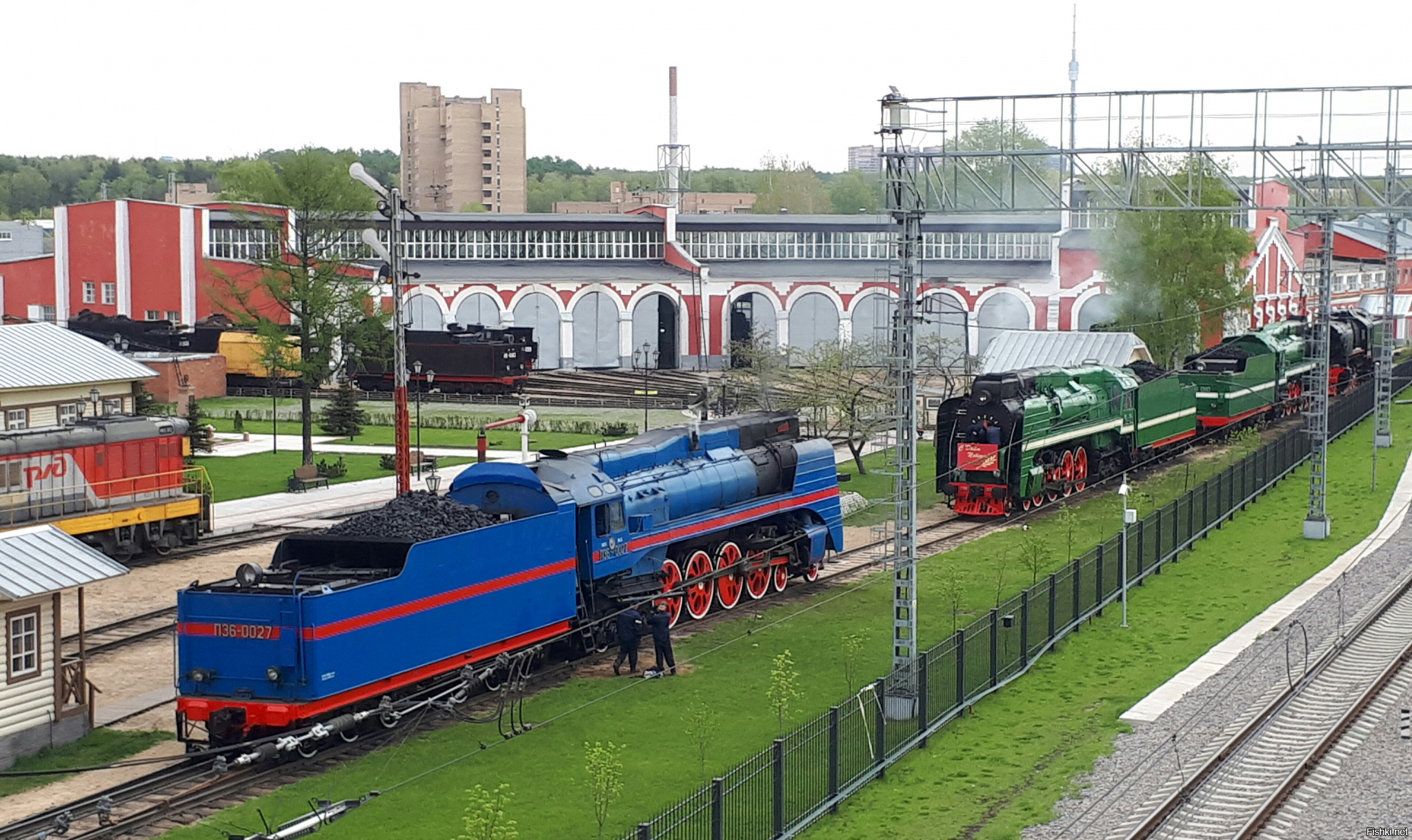 Siberian express. Паровоз Сибирский экспресс. Транс Сибирь экспресс. П 36 сверху.